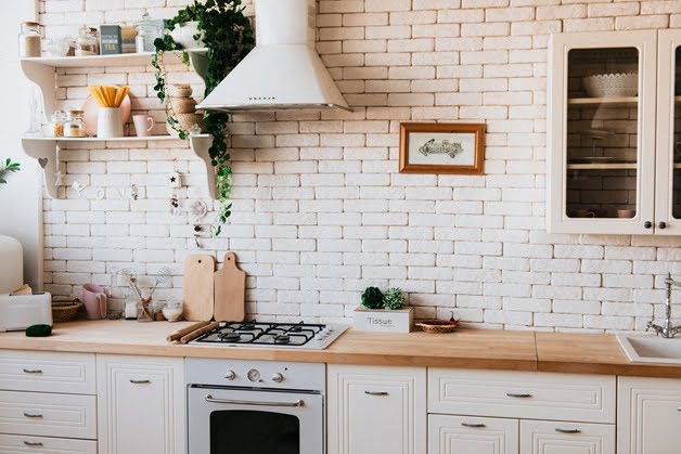 Did You Just Buy a Home? Here's 5 Projects You Should Do