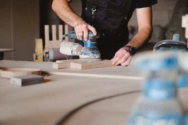 What Should You Consider When Buying an Orbital Sander?